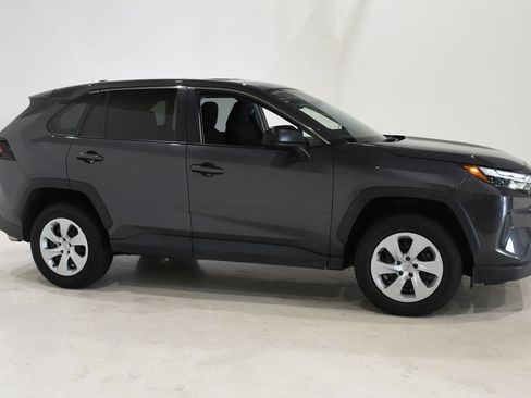 Used 2025 Toyota RAV4 LE AWD/4WD image 3