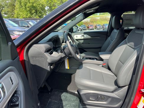 New 2027 Ford Explorer Active w/ Active Comfort Package AWD/4WD image 13