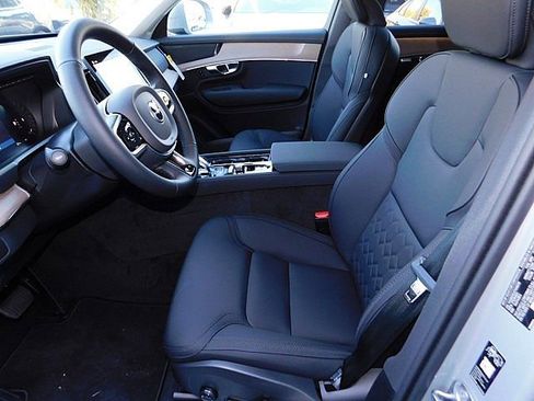 New 2026 Volvo XC90 B6 Plus w/ Protection Package Premier image 15