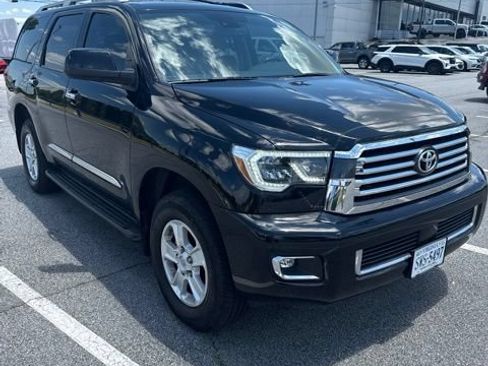 Used 2021 Toyota Sequoia Platinum AWD/4WD image 1