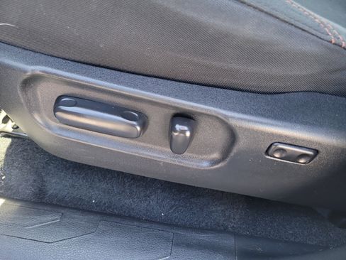 Used 2020 Toyota Tacoma TRD Sport image 21