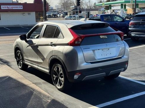 Used 2018 Mitsubishi Eclipse Cross SE image 4