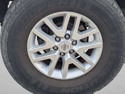 Used 2017 Nissan Frontier SV RWD image 14