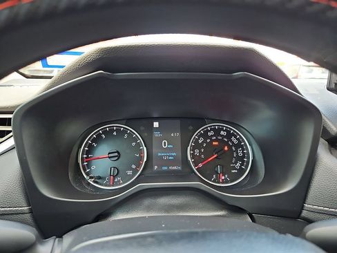 Used 2022 Toyota RAV4 LE FWD image 29