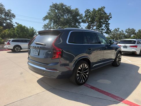 Certified 2026 Volvo XC90 T8 Ultra w/ Protection Package AWD/4WD image 6