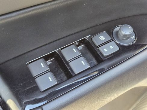 Used 2020 MAZDA CX-5 Touring image 28