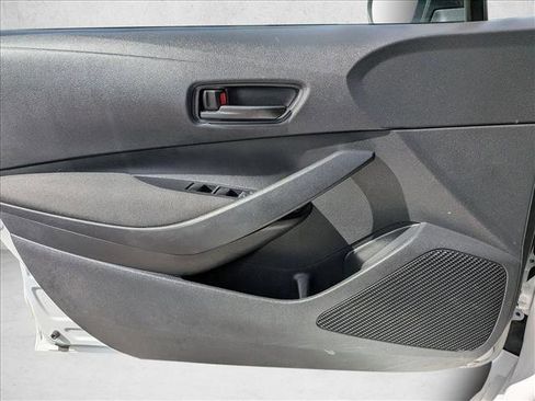 Used 2023 Toyota Corolla LE FWD image 10