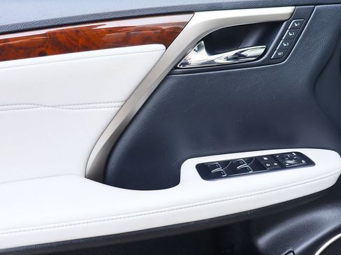 Used 2017 Lexus RX 350 FWD image 38