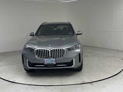 Used 2024 BMW X5 xDrive40i w/ Premium Package AWD/4WD image 7