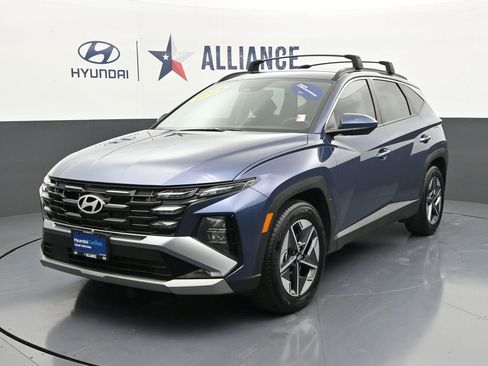 Certified 2025 Hyundai Tucson SEL image 1