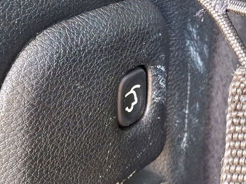 Used 2016 Dodge Durango R/T w/ Technology Group image 34