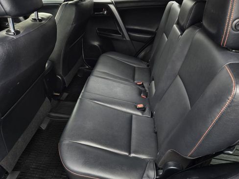 Used 2016 Toyota RAV4 SE AWD/4WD image 14