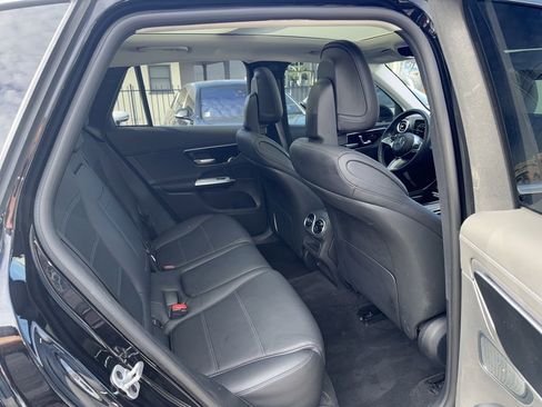 Used 2023 Mercedes-Benz GLC 300 image 12