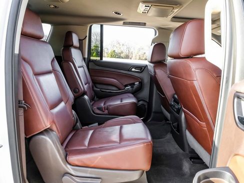 Used 2019 Chevrolet Suburban Premier image 50