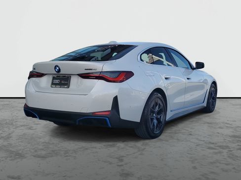 Used 2024 BMW i4 eDrive40 image 4