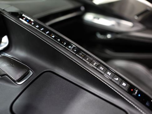 Used 2023 Chevrolet Corvette Stingray 2LT image 61