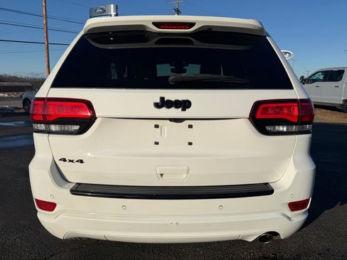 Used 2018 Jeep Grand Cherokee Altitude image 4