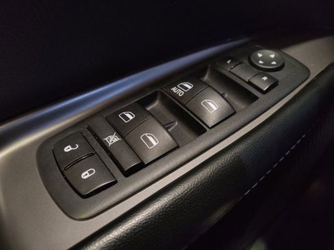 Used 2017 Dodge Journey Crossroad image 27