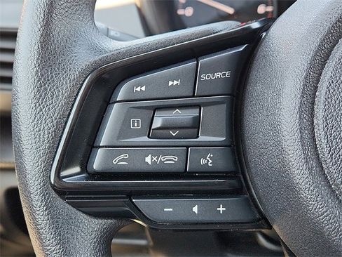 Used 2025 Subaru Crosstrek 2.0i image 16