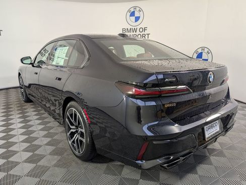 New 2026 BMW 760i xDrive w/ Executive Package image 8