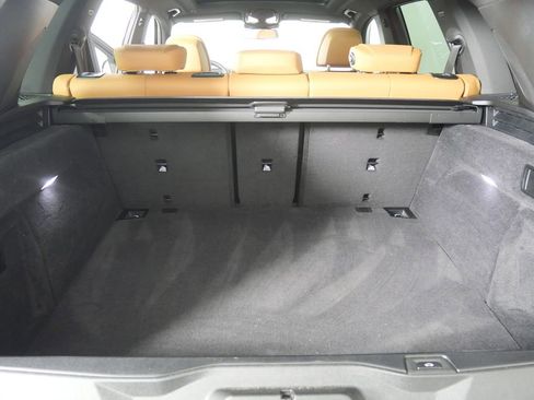 Used 2026 BMW X5 sDrive40i image 16