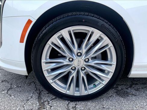 Certified 2025 Cadillac CT4 Premium Luxury AWD/4WD image 9