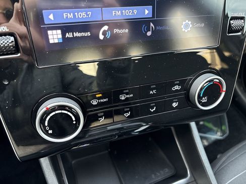 Certified 2022 Hyundai Santa Cruz SEL w/ Activity Package image 19