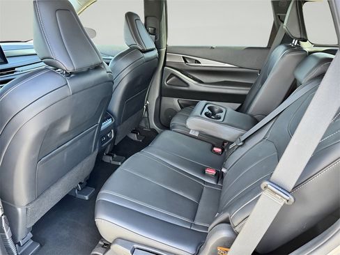 Used 2024 INFINITI QX60 Luxe image 36