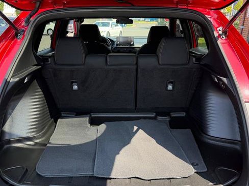 Used 2024 Honda HR-V Sport image 11