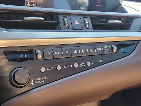 Used 2020 Lexus ES 350 image 22