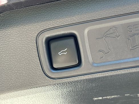 Used 2024 Ford Expedition Max Limited image 20