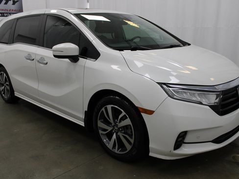 Used 2022 Honda Odyssey Touring image 5