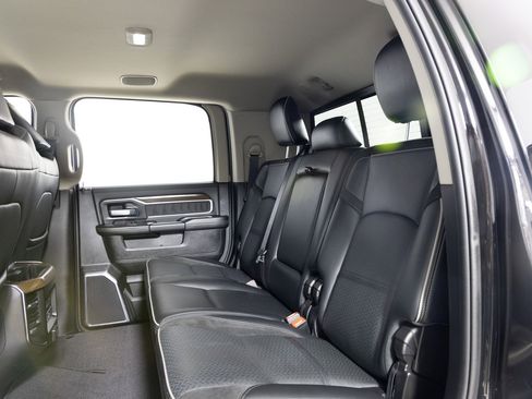 Used 2024 RAM 2500 Laramie image 20