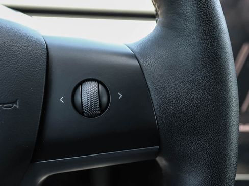 Used 2023 Tesla Model 3 Standard Range RWD image 23