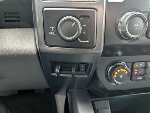 Used 2022 Ford F250 XLT w/ XLT Premium Package image 5