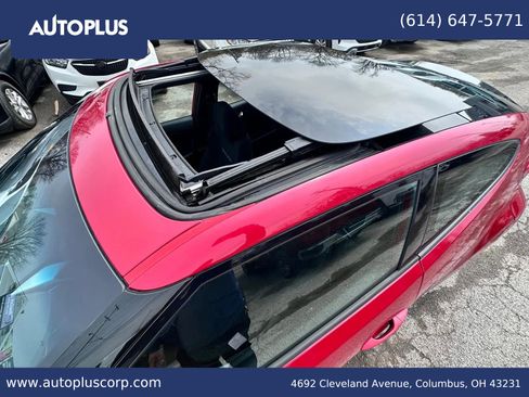 Used 2017 Hyundai Veloster Value Edition FWD image 21