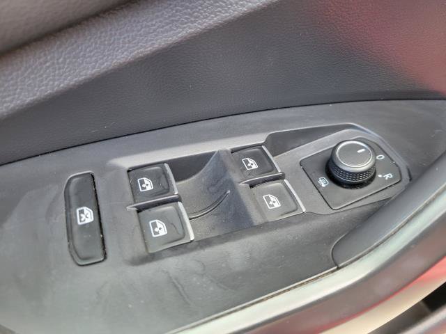 Used 2021 Volkswagen Jetta R-Line w/ R-Line Cold Weather Package FWD image 15