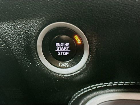 Used 2022 Dodge Challenger GT image 27