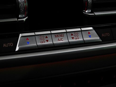 Used 2021 BMW X5 xDrive40i image 42