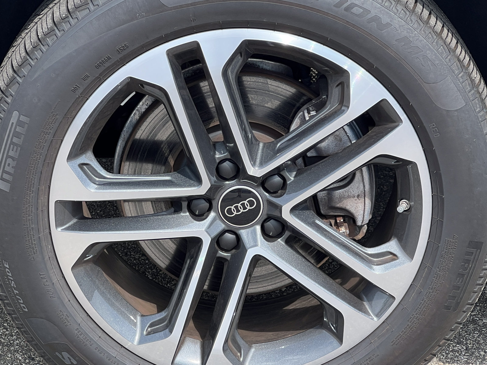 Used 2025 Audi Q5 Premium Plus w/ Premium Plus AWD/4WD image 6