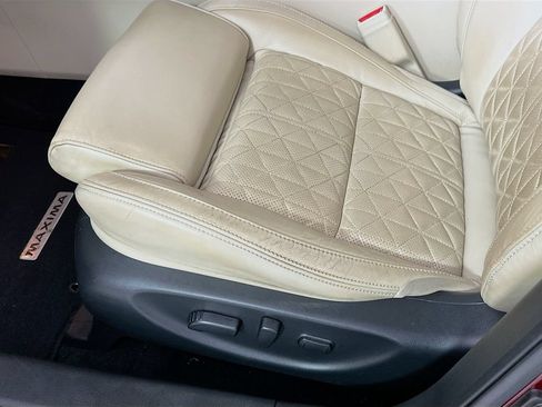 Used 2021 Nissan Maxima Platinum w/ Sport Mat Group FWD image 9