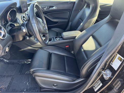 Used 2019 Mercedes-Benz CLA 250 image 18