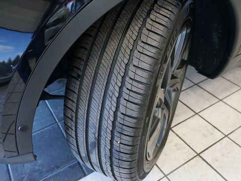 Used 2020 Land Rover Discovery HSE image 58