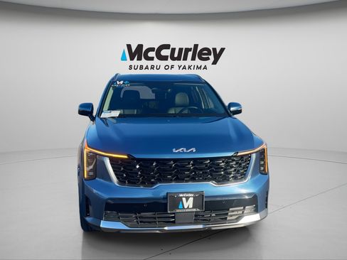 Used 2025 Kia Sorento EX image 8