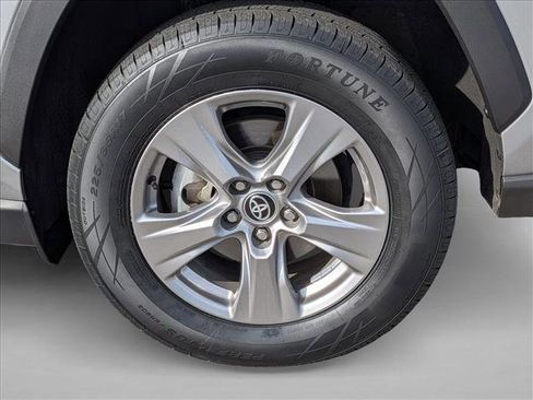 Used 2024 Toyota RAV4 XLE FWD image 23