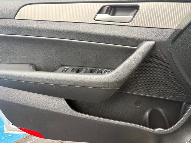 Used 2018 Hyundai Sonata Sport FWD image 19