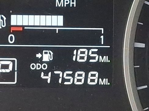 Used 2019 Nissan Kicks S image 20