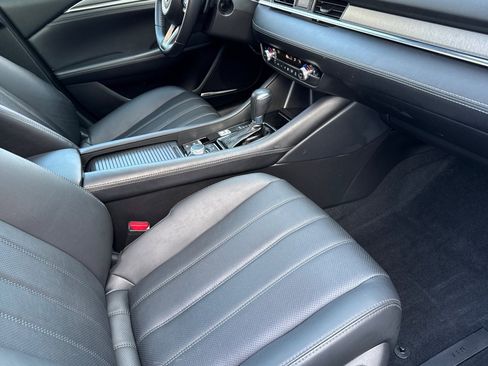 Used 2018 MAZDA MAZDA6 Grand Touring image 16