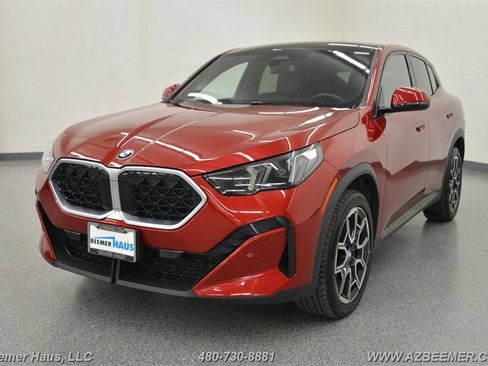 Used 2024 BMW X2 xDrive28i image 2