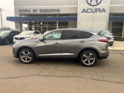 Used 2025 Acura RDX SH-AWD w/ Technology Package image 5